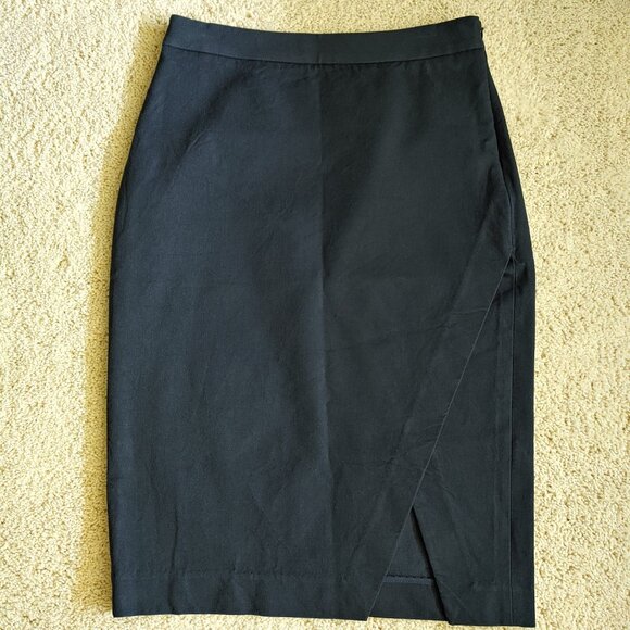 NWOT Banana Republic Bi-Stretch Wrap Side Slit Navy Blue Pencil Skirt (2 US) - Picture 4 of 15